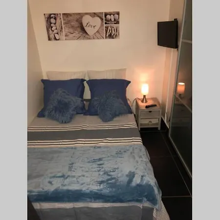 Grand Et Confortable Studio 30 M2 En Bord De *
